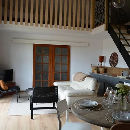 Au Bonheur D'aimée à 14 Min De Pairi Daiza Сasa de vacaciones